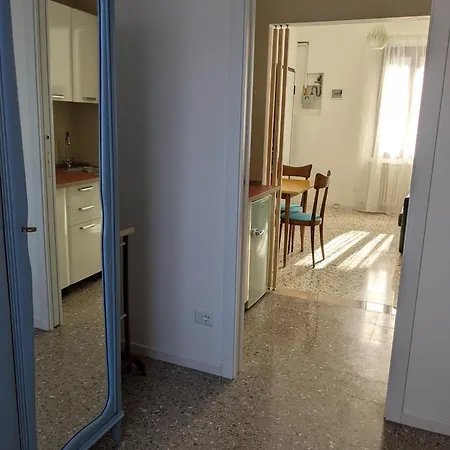 Borgo Massarenti شقة