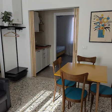 Borgo Massarenti شقة